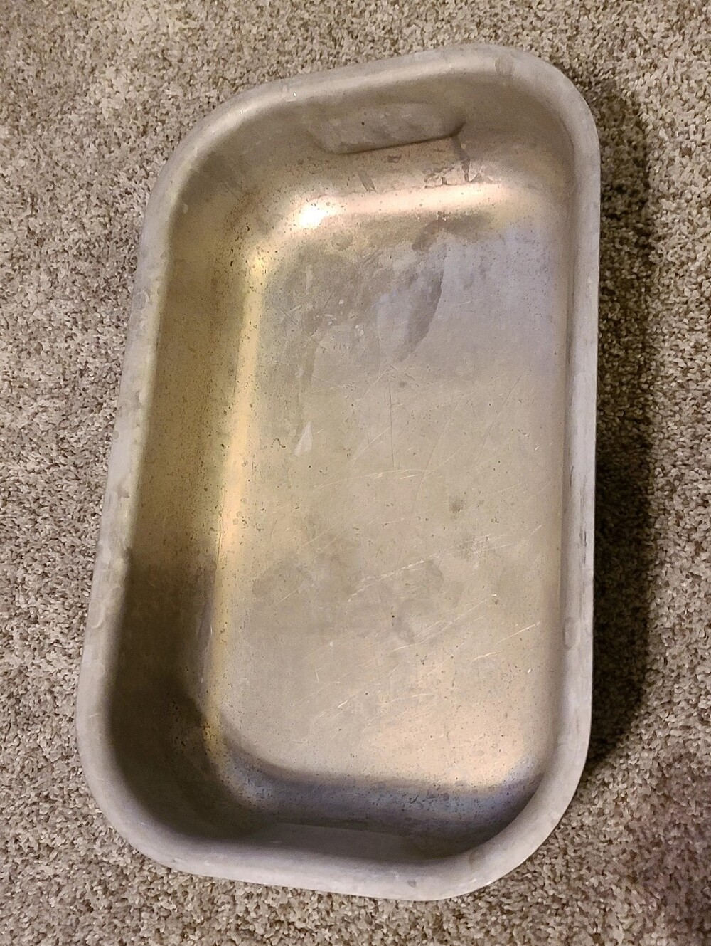 Aluminum Basin/pan With Indented Handles On The Sides